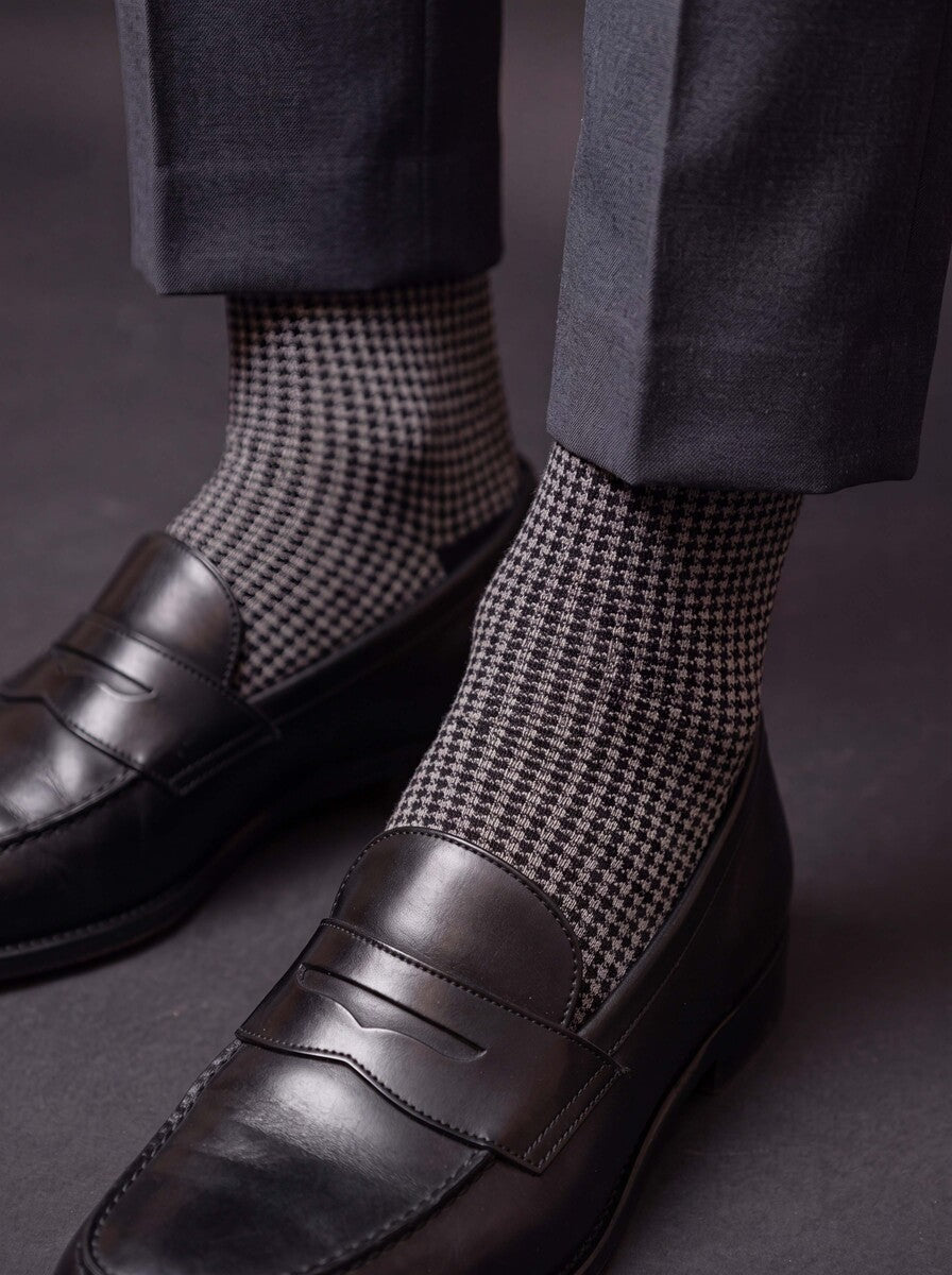 Houndstooth - Black