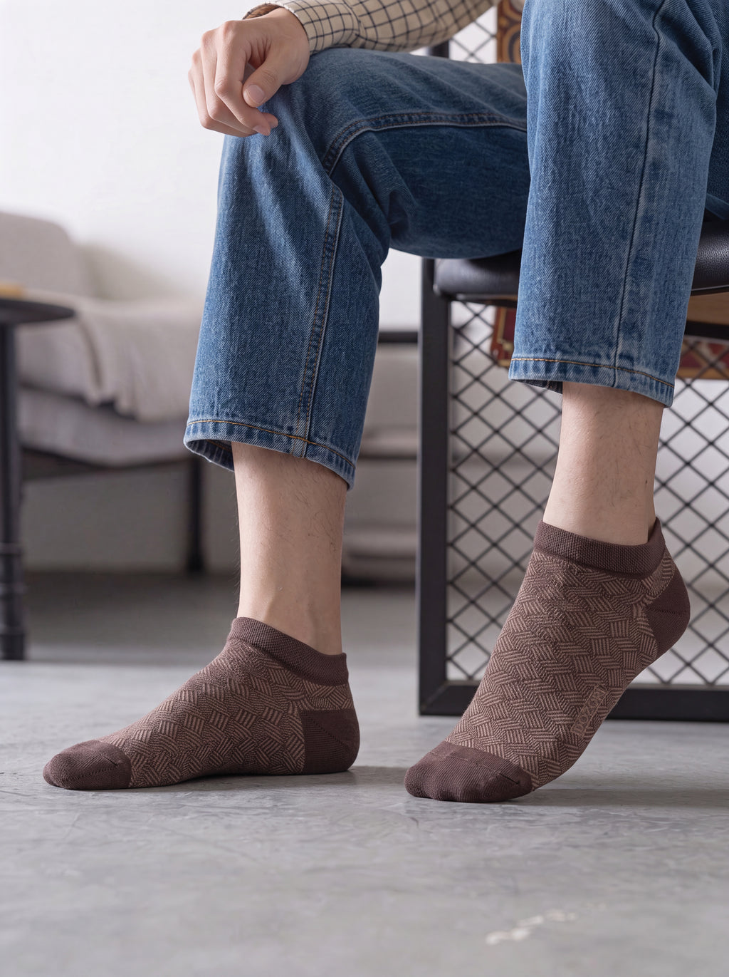 Herringbone Lines - Brown