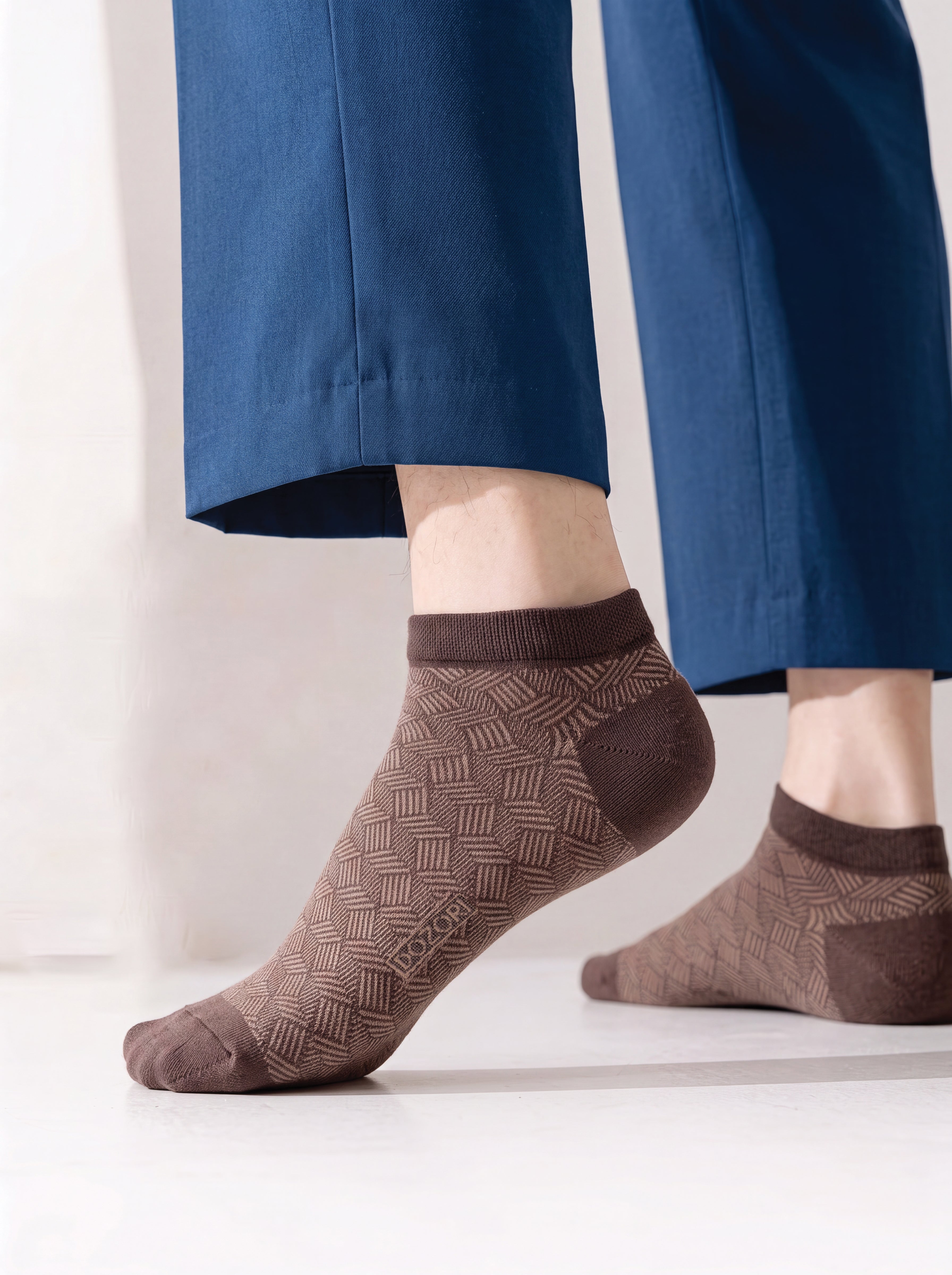 Herringbone Lines - Brown